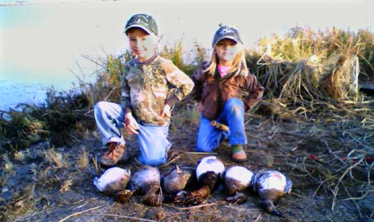 Duck hunting with the kids, they had a ball! Duck hunting with the kids, they had a ball!